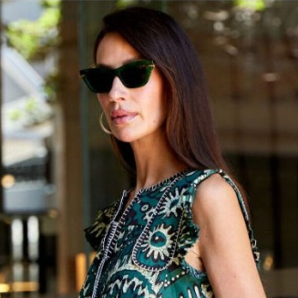 Bottega Veneta BV1241S 003 Cat Eye Sunglasses - Transparent Green/Gold/Green main image 9